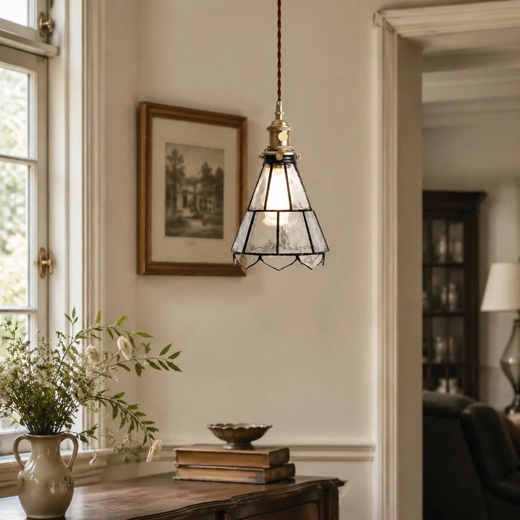 Lampada da parete in ottone e vetro ondulato in stile country francese | Esilora