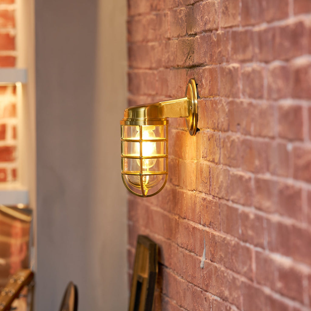 Lucid Dudley Wall Lamp | Esilora