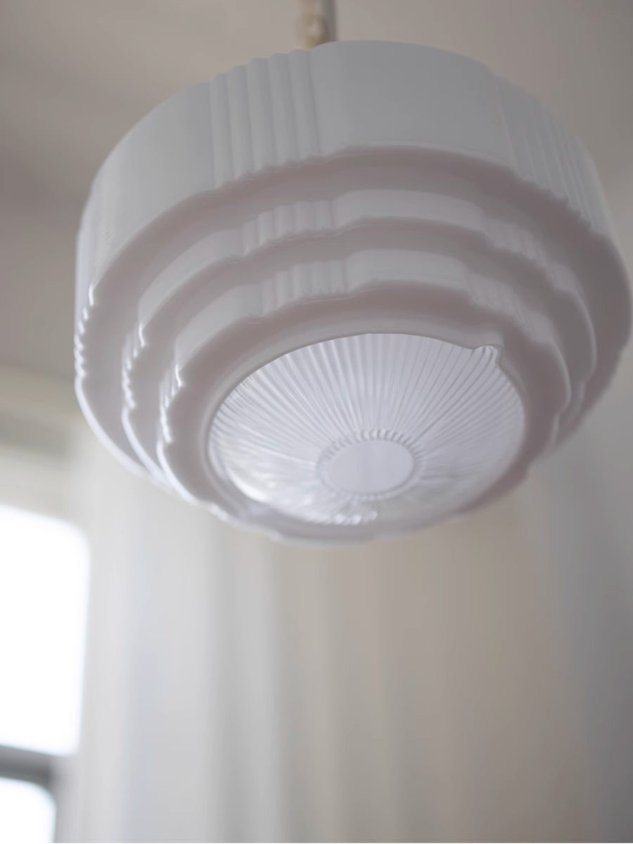 Opalume Glas-Pendelleuchte – Vintage Milchglas-Pendelleuchte im Art-Deco-Stil | Esilora