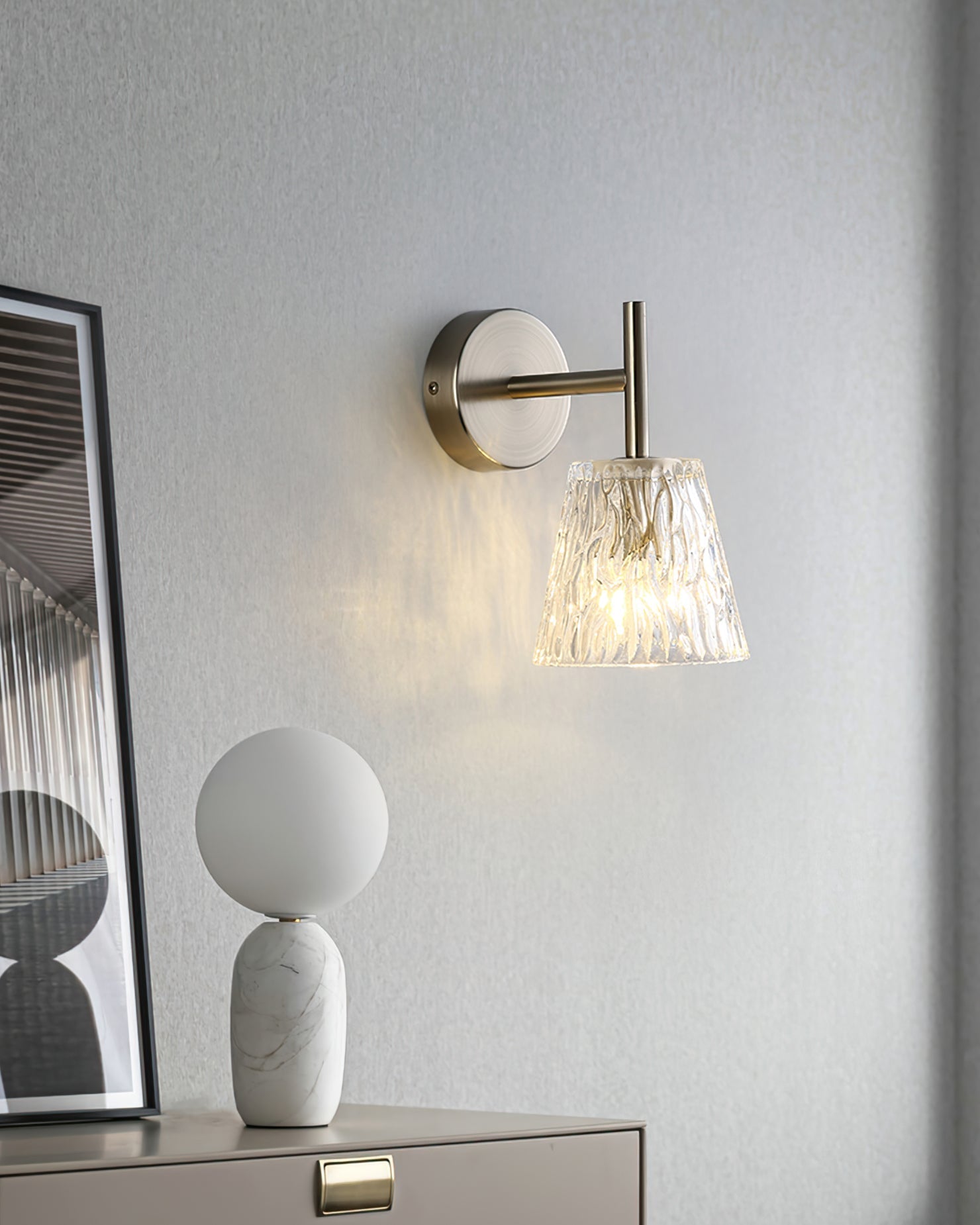 Bravira Modern Glass Wall Lamp – Minimalist Wall Sconce for Bedroom, Hallway & Vanity | Esilora
