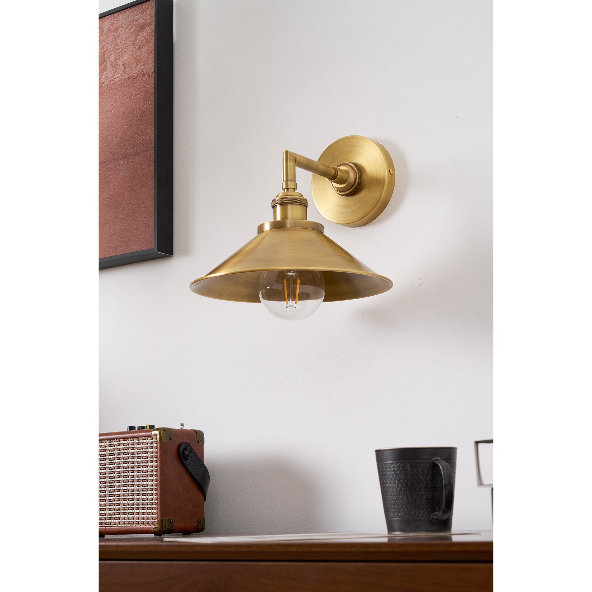 Whizzer Wall Lamp | Esilora
