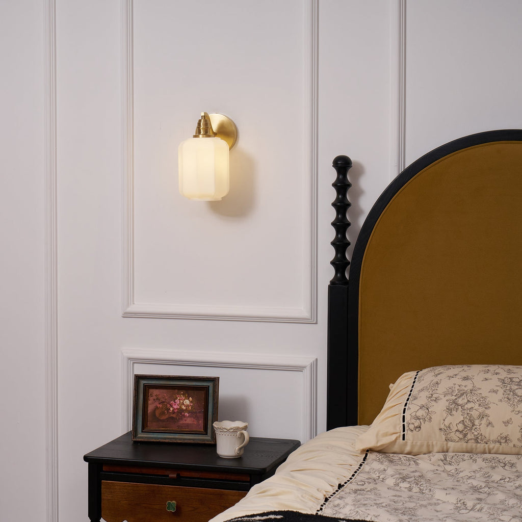 Henry Wall Lamp | Esilora