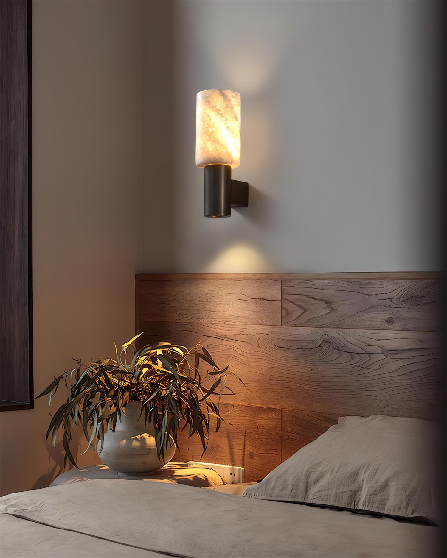 Bravura Wall Lamp | Esilora