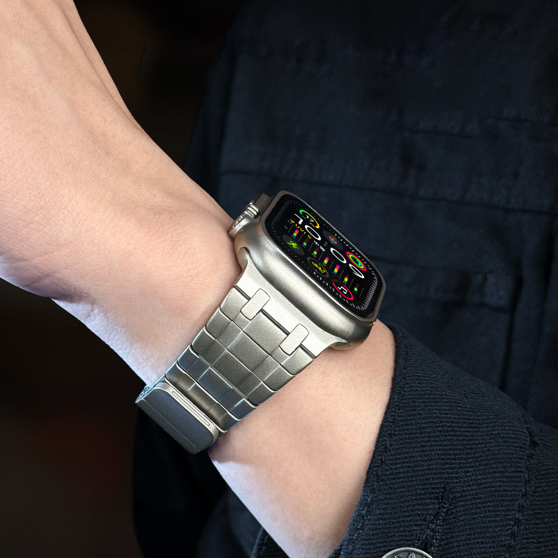 Cinturino magnetico in acciaio inossidabile con finitura satinata per smartwatch - Esilora
