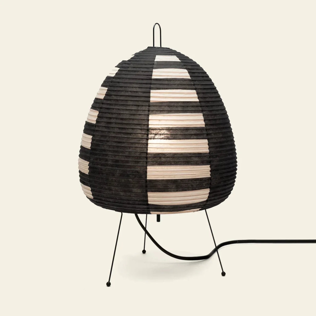 Stolní lampa z rýžového papíru — retro japonský design