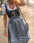 AlpenGlück dirndl-sæt — bluse, forklæde og Oktoberfest-stil
