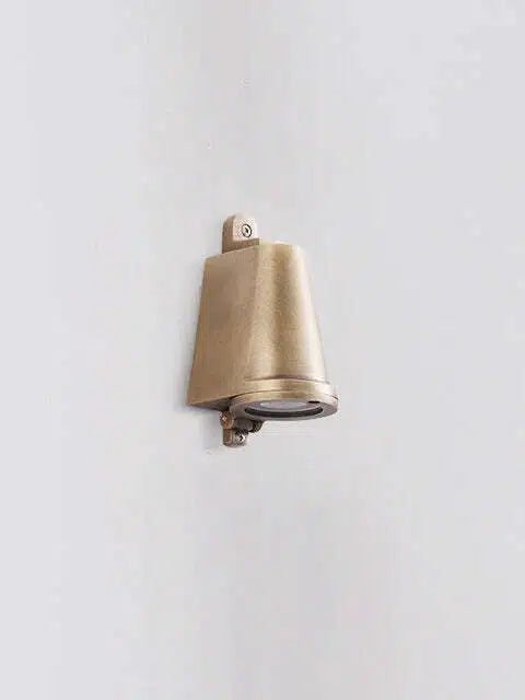 Industrial Outdoor Wall Light – Waterproof Sconce with Bluebell Shape | Esilora