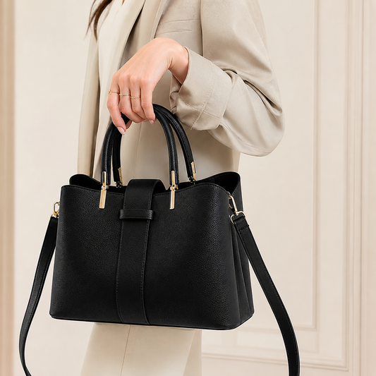 Sac à Main Structuré en Cuir Grainé avec Détails Métalliques et Bandoulière Amovible