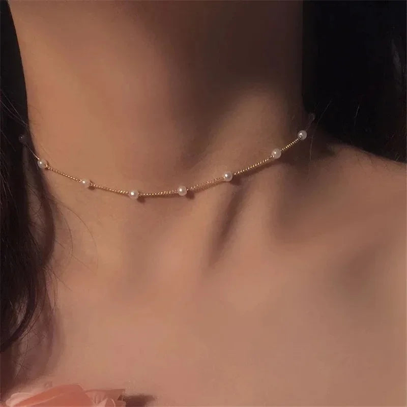 Gargantilla de perlas Aureline – collar ajustable de color dorado, perla brillante