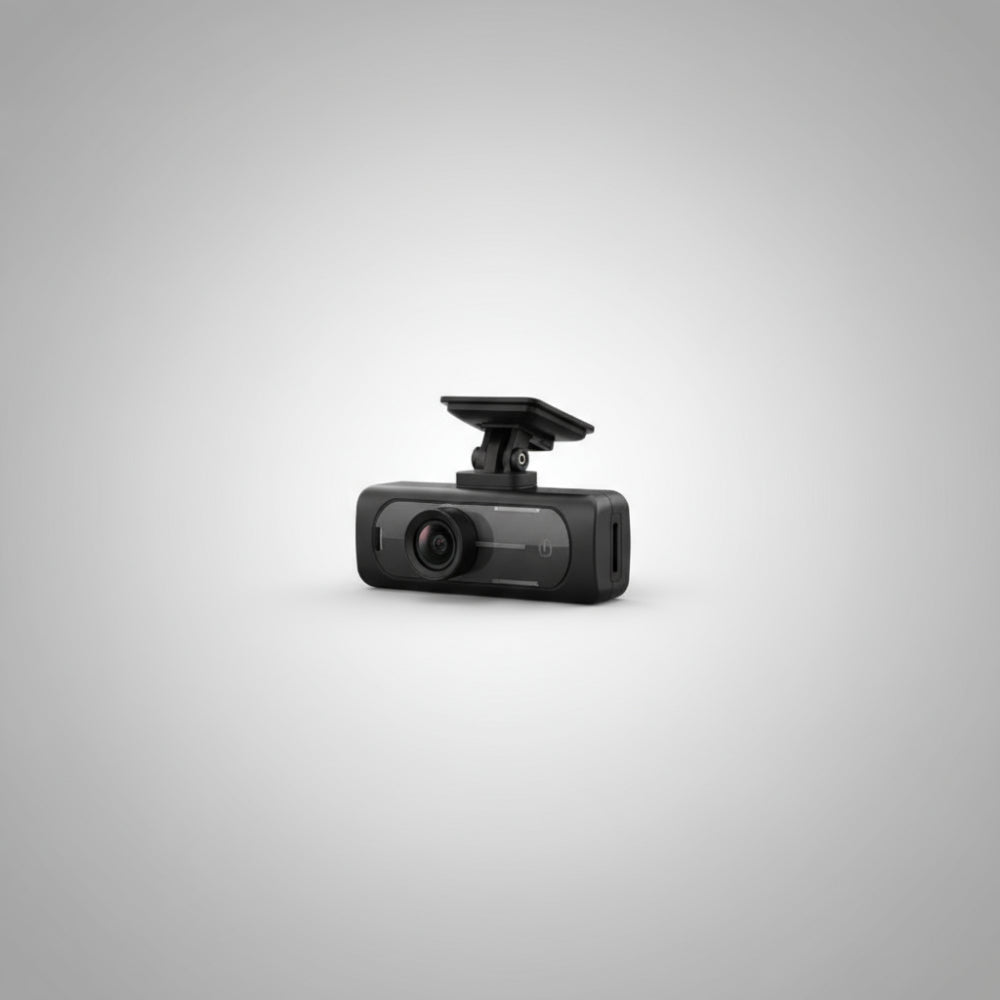 Cameră auto Full HD cu 3 canale - camere frontală, pentru habitaclu și pentru vedere din spate, vedere nocturnă