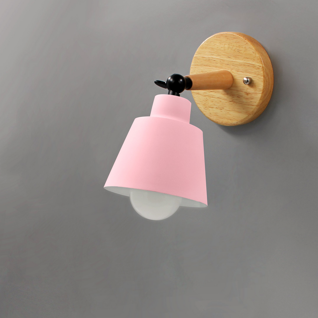 Lampa ścienna Aurenza Devon — metalowy klosz, drewniany akcent, regulowane ramię
