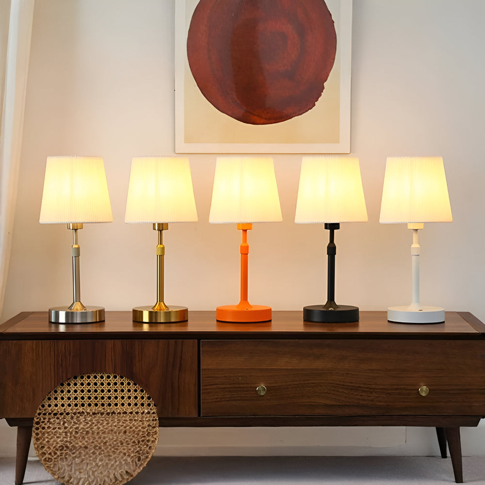 Modern Aluminum Table Lamp — Dimmable LED, Wireless, Warm White Illumination