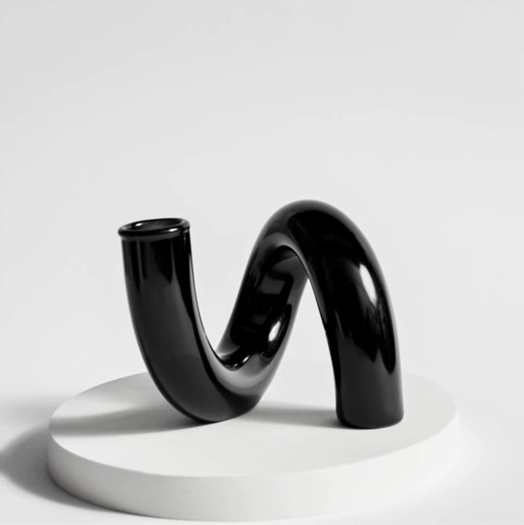 Jarrón de vidrio de borosilicato Aurevio — diseño de asa tintada, resistente