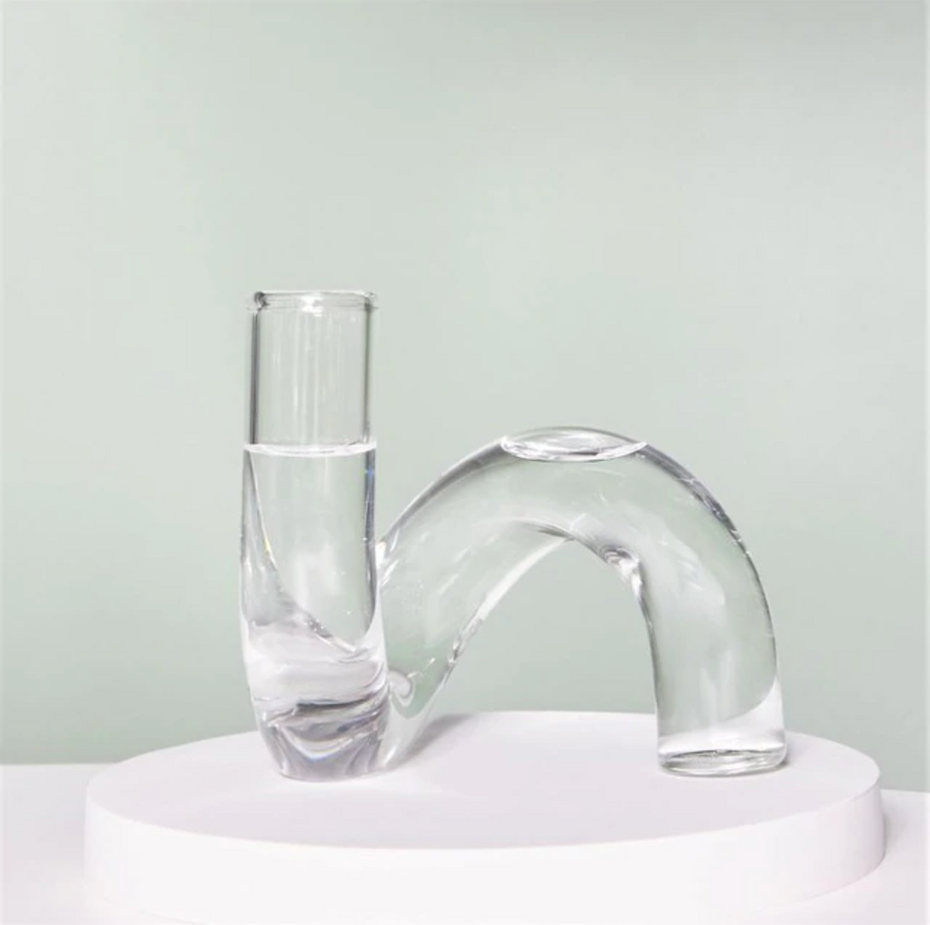 Jarrón de vidrio de borosilicato Aurevio — diseño de asa tintada, resistente