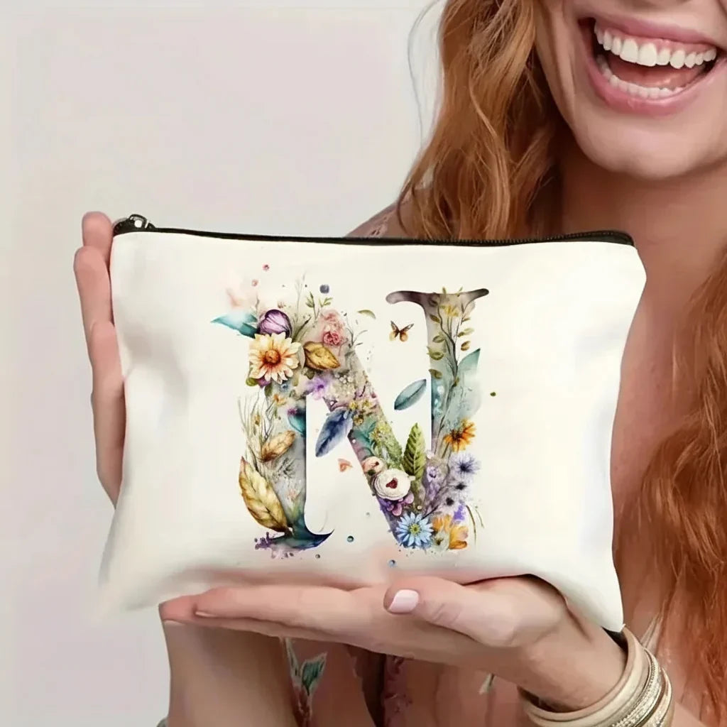 Νεσεσέρ με φλοράλ σχέδιο για τη Γιορτή της Μητέρας — κλείσιμο με φερμουάρ