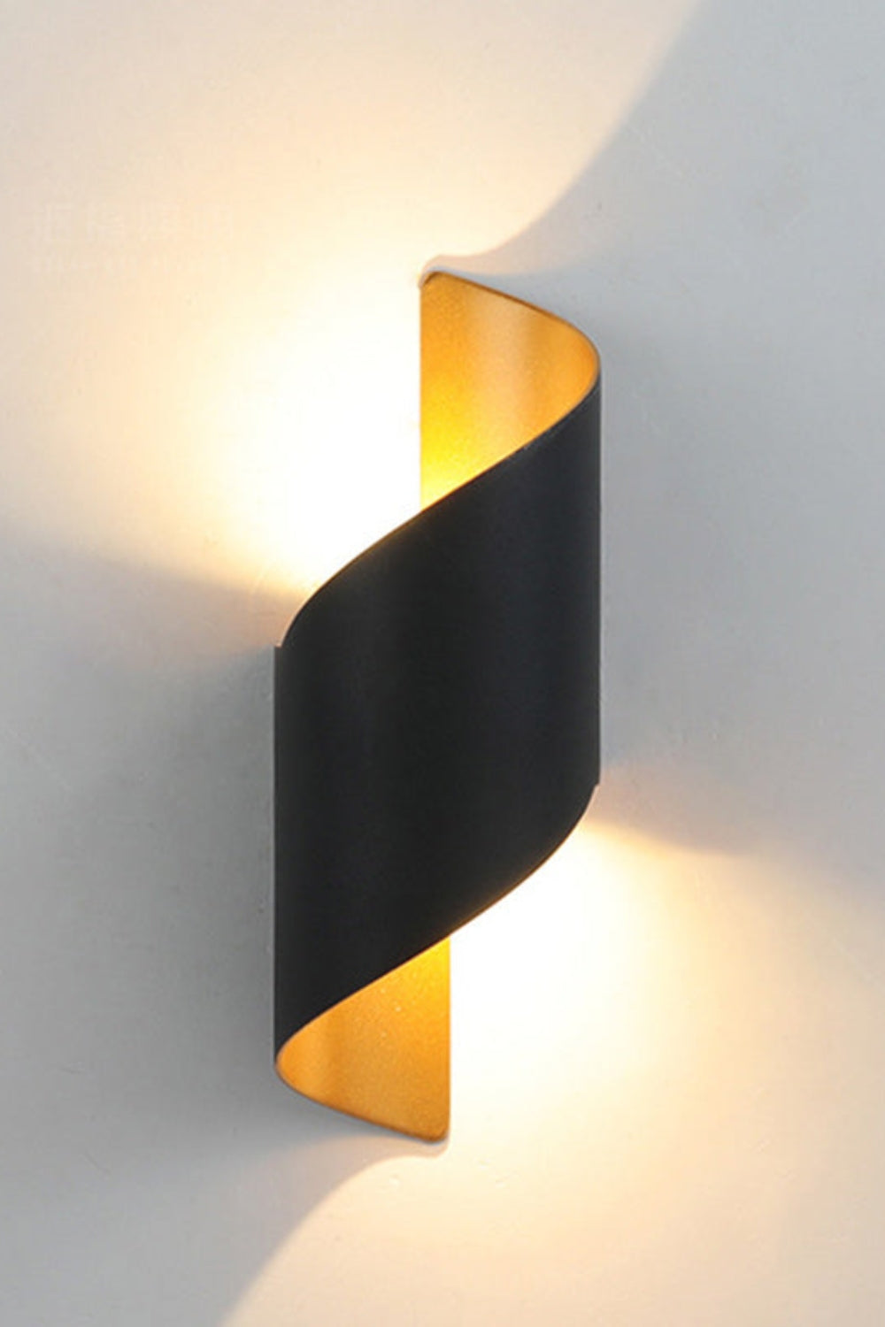 Modernes Design Spiralförmige Metall-Wandleuchte | Esilora