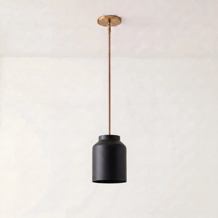 Hanton Nordic – kovové závěsné svítidlo Morandi – minimalistické svítidlo v nordickém stylu | Esilora
