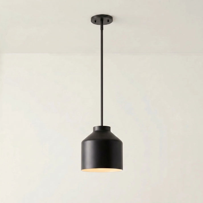 Hanton Nordic – kovové závěsné svítidlo Morandi – minimalistické svítidlo v nordickém stylu | Esilora