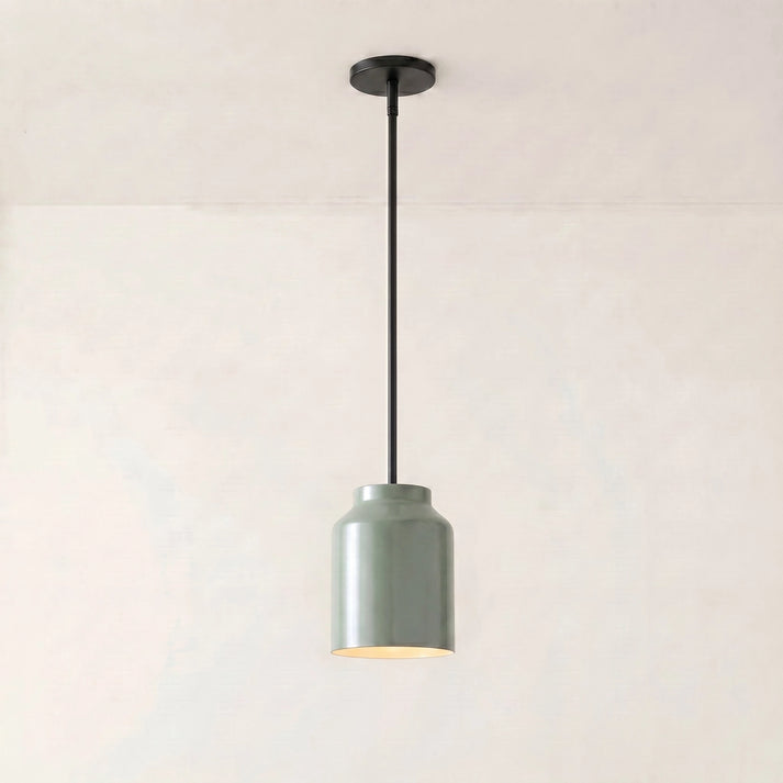 Hanton Nordic – kovové závěsné svítidlo Morandi – minimalistické svítidlo v nordickém stylu | Esilora