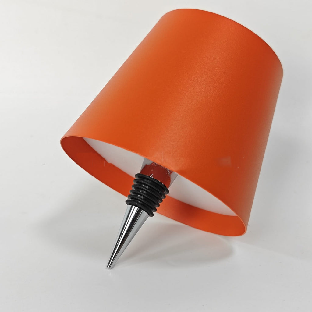 Lampă modernă cu LED în formă de sticlă - fără fir și cu intensitate reglabilă