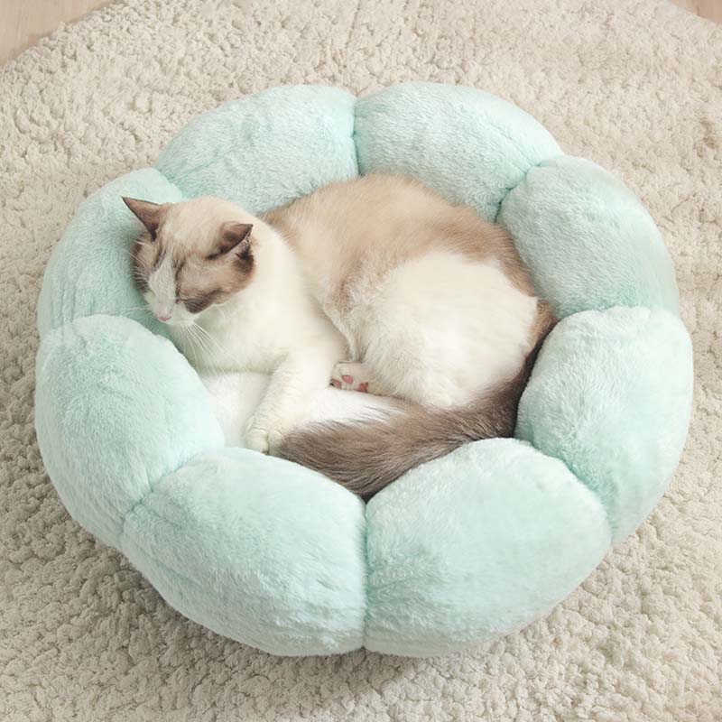 BlossomPaw Flower Shape Cat Bed For Deep Sleep And Relaxation For Cats