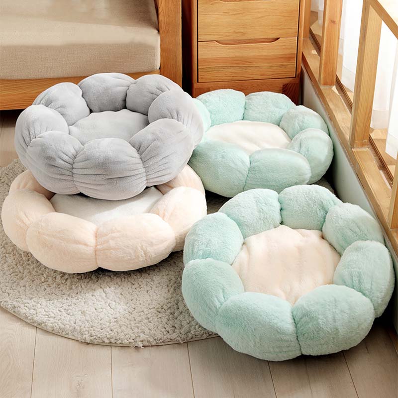 BlossomPaw Flower Shape Cat Bed For Deep Sleep And Relaxation For Cats