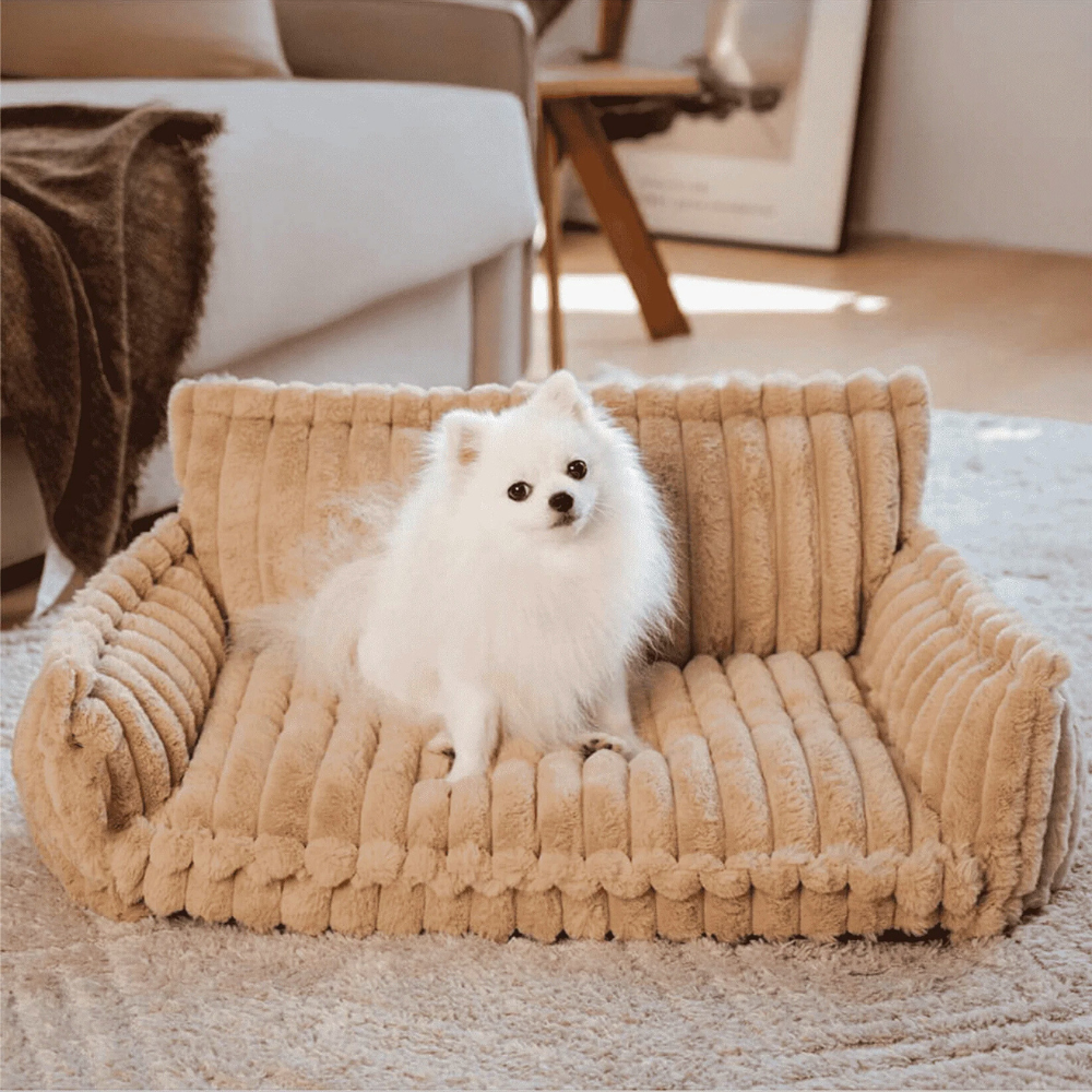 PawCloud ふわふわ犬用ソファベッド - 毛足の長いクッション、体を支える詰め物