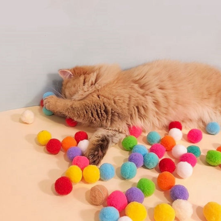 Lancia-palline interattivo PurrShot per gatti — Palline morbide in peluche