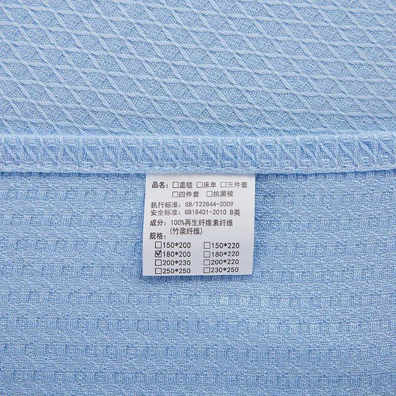 Lightweight Blanket for Refreshing Seasonal Relaxation