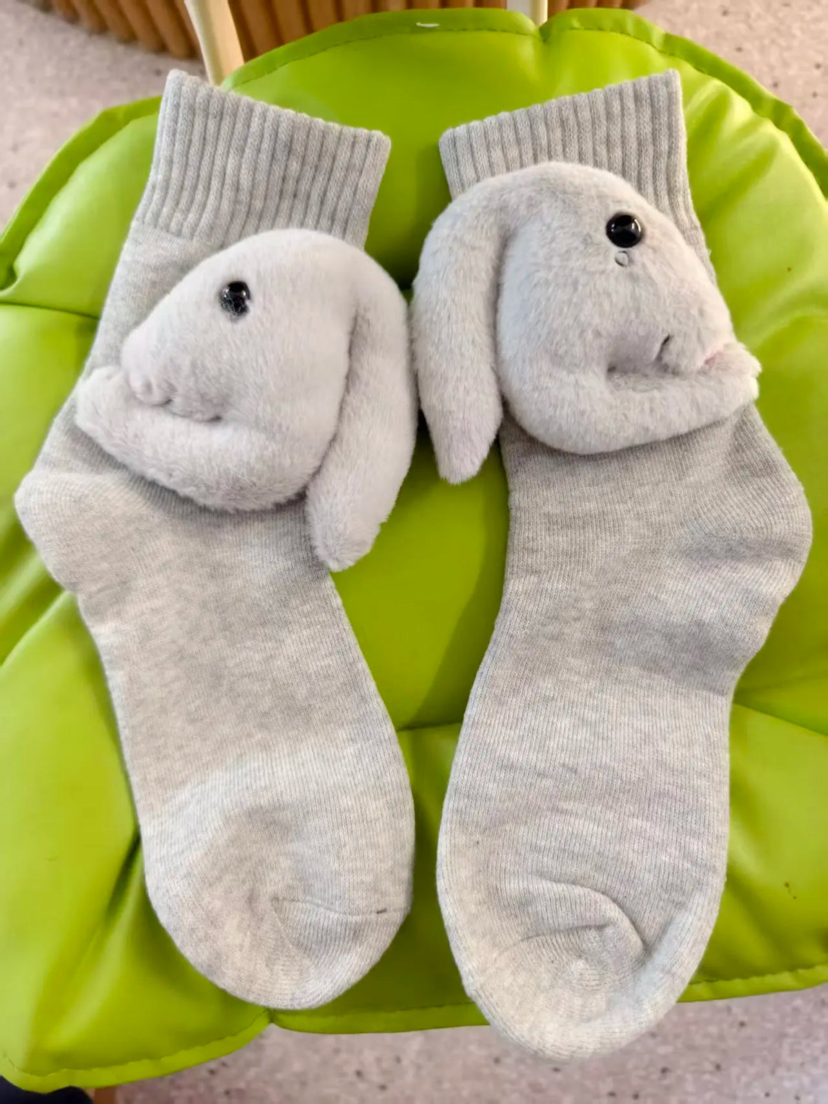 גרבי בית CozyNest להירגעות בבית, עם עיטור תלת־ממדי של חיה וסוליה מונעת החלקה
