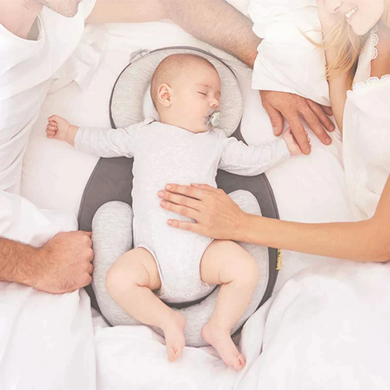 Cuscino ergonomico per neonati BabyEase — Supporto per la testa piatta, 0–6 mesi