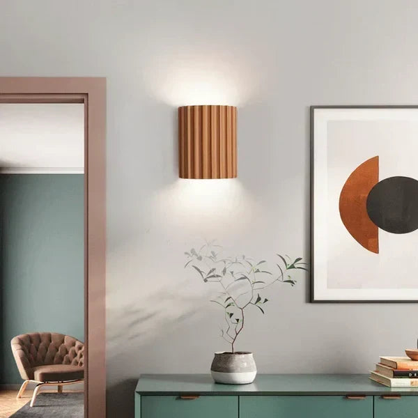 Modern műgyanta fali lámpa – meleg LED-fény