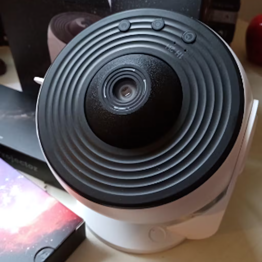 Projecteur LED de ciel étoilé — Veilleuse galaxie à intensité réglable