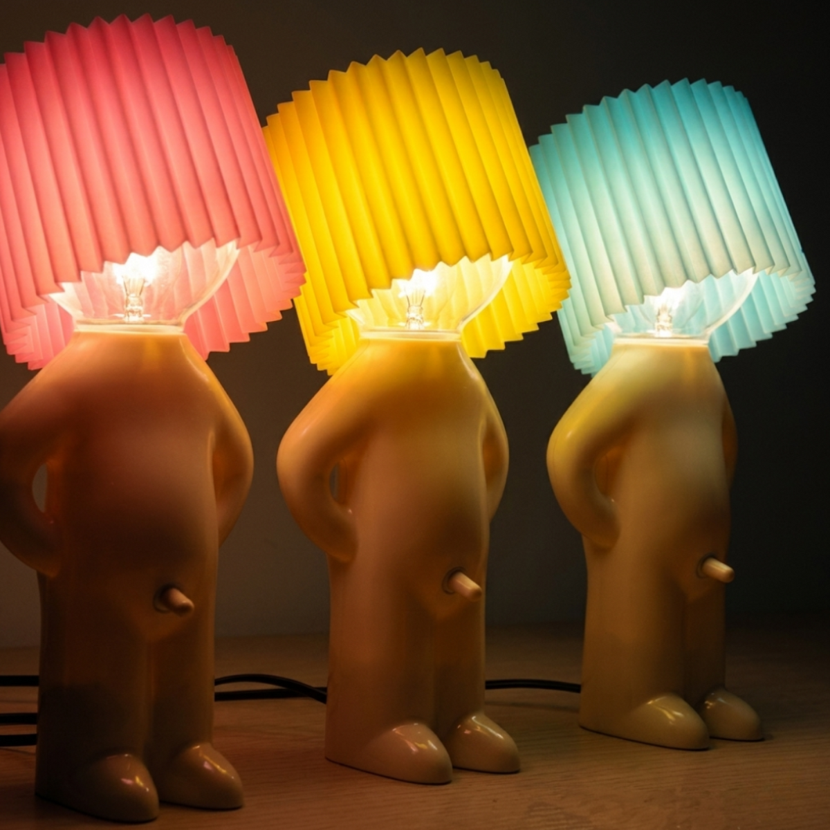Modern LED Table Lamp — Continuous Spiral Coil Design
