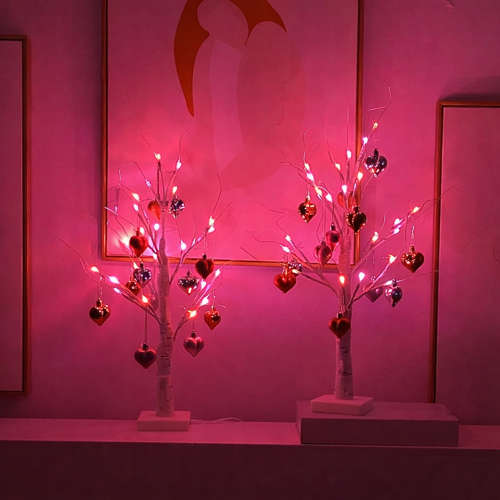 Valentine’s Day Heart Tree Table Lamp — Adjustable Branch, Integrated LED Lighting