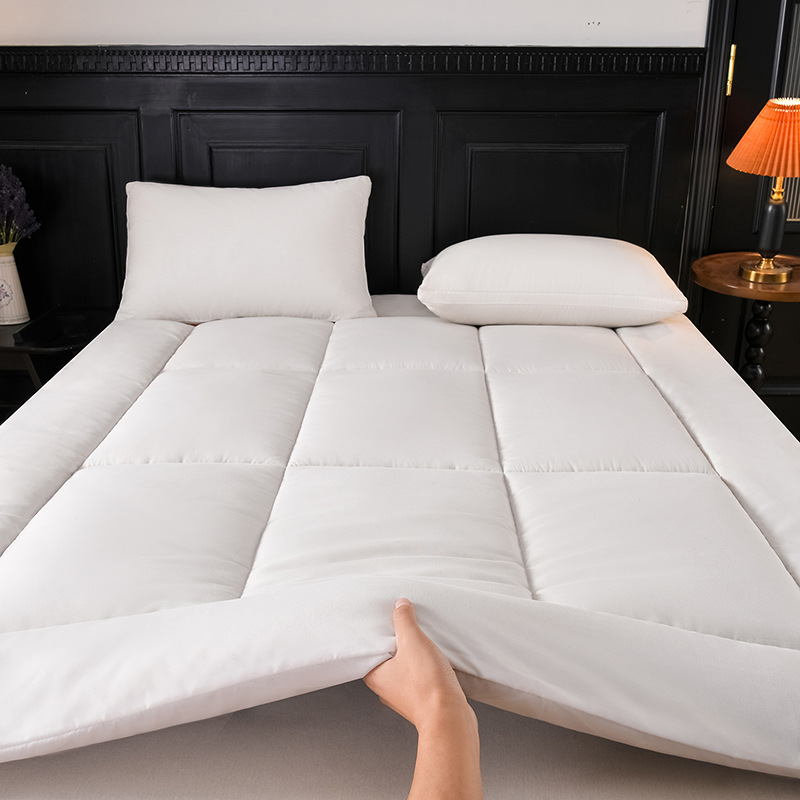 Topmadras med pillow top — dybe lommer, åndbar polstring