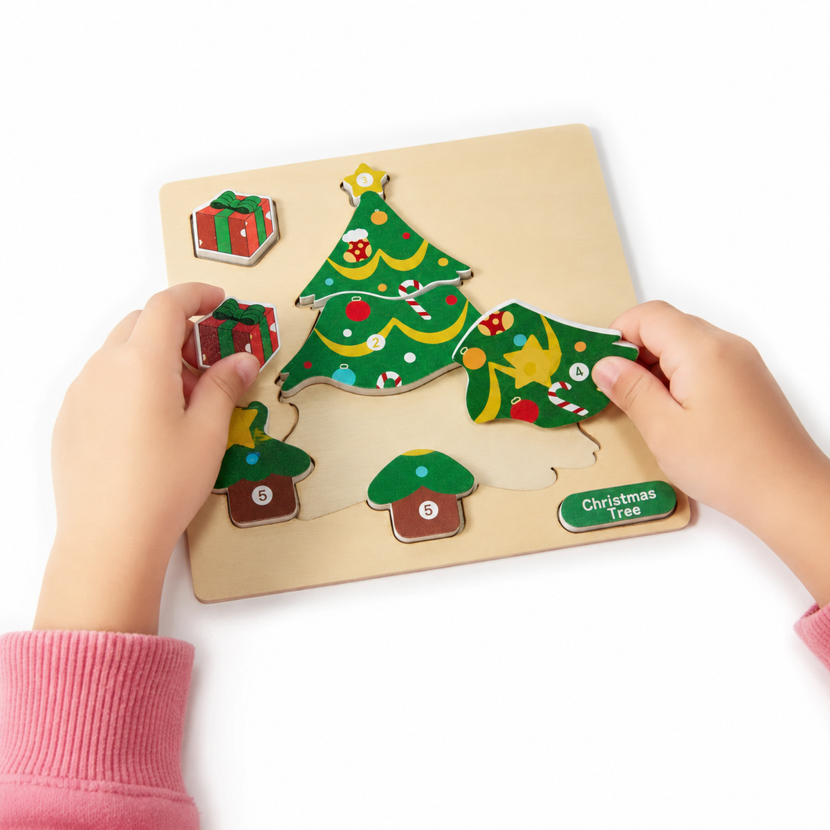 Puzzle natalizio per bambini piccoli — 4 immagini festive educative