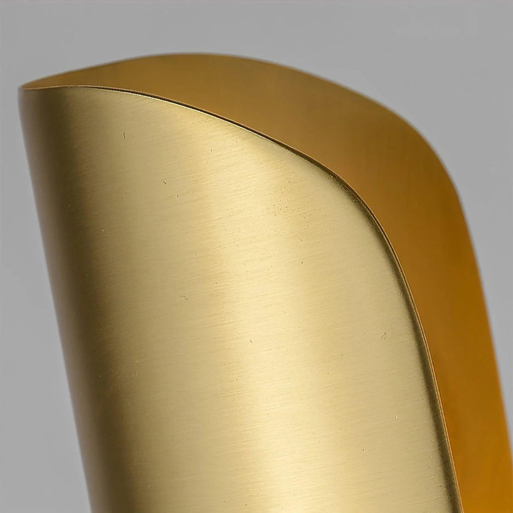 Auregon Artistic Sculptural Wall Sconce – Abstract Coiled Metal Wall Light for Hallway or Living Room | Esilora
