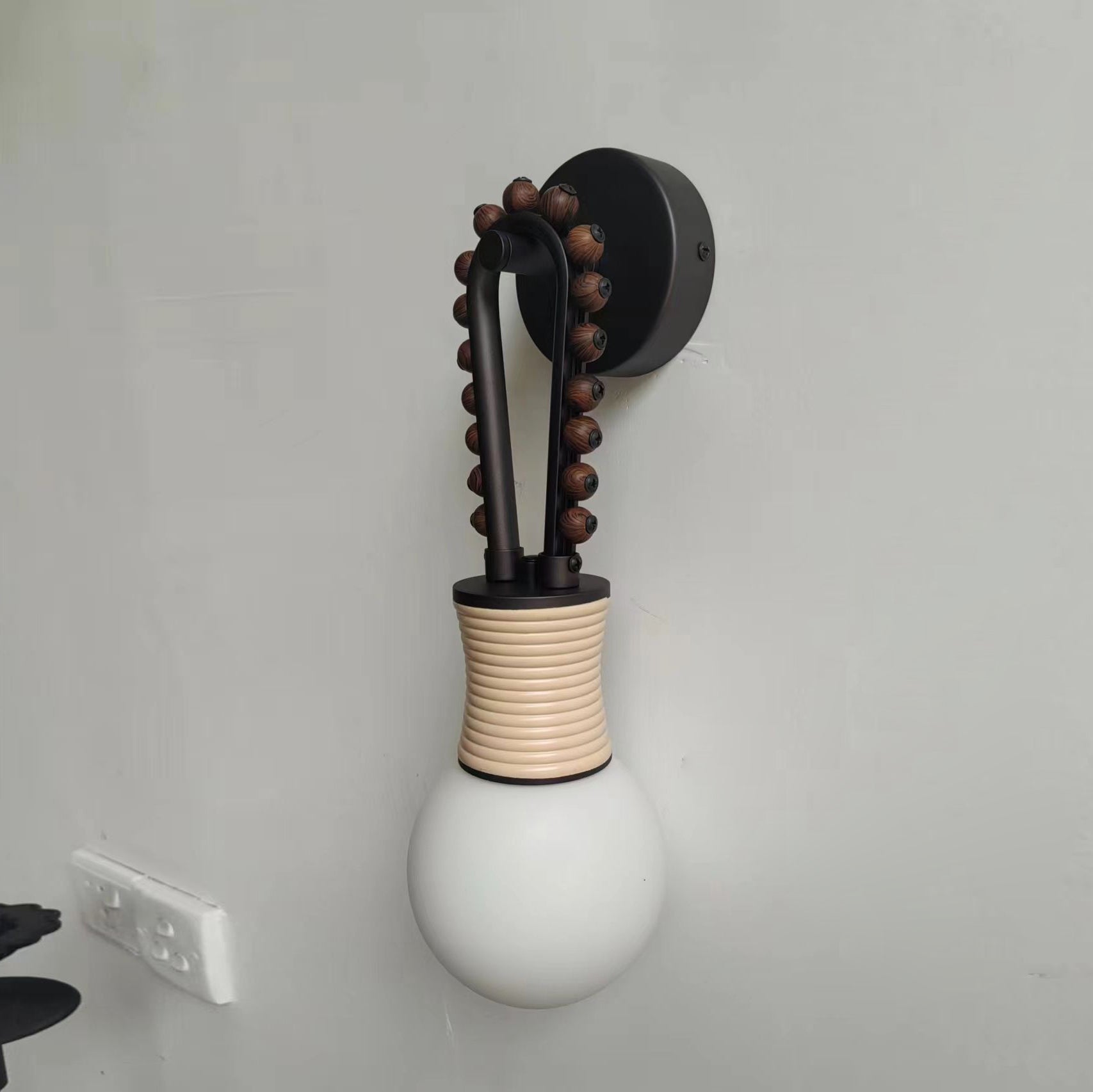 Loop Wall Lamp | Esilora