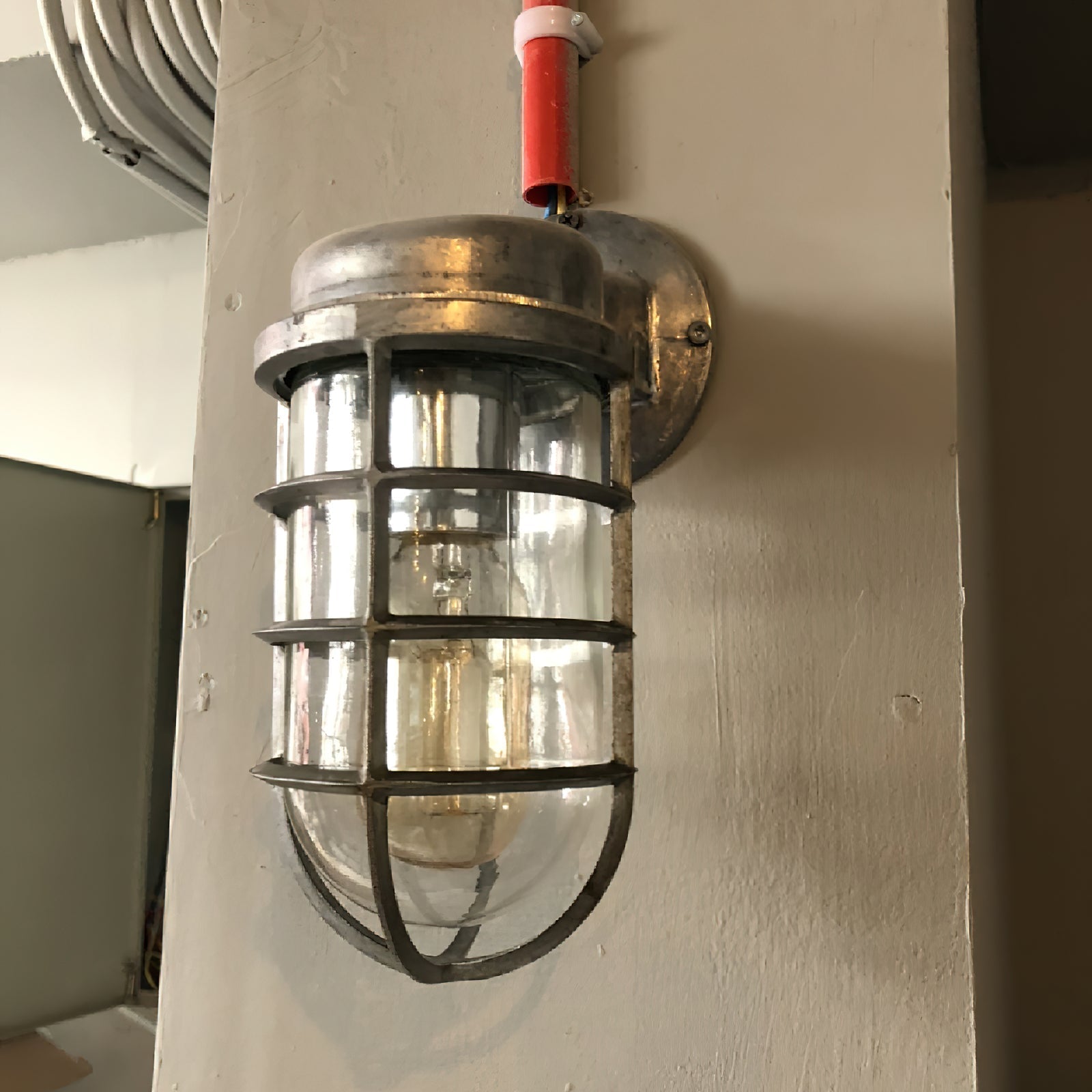 Lucid Dudley Wall Lamp | Esilora