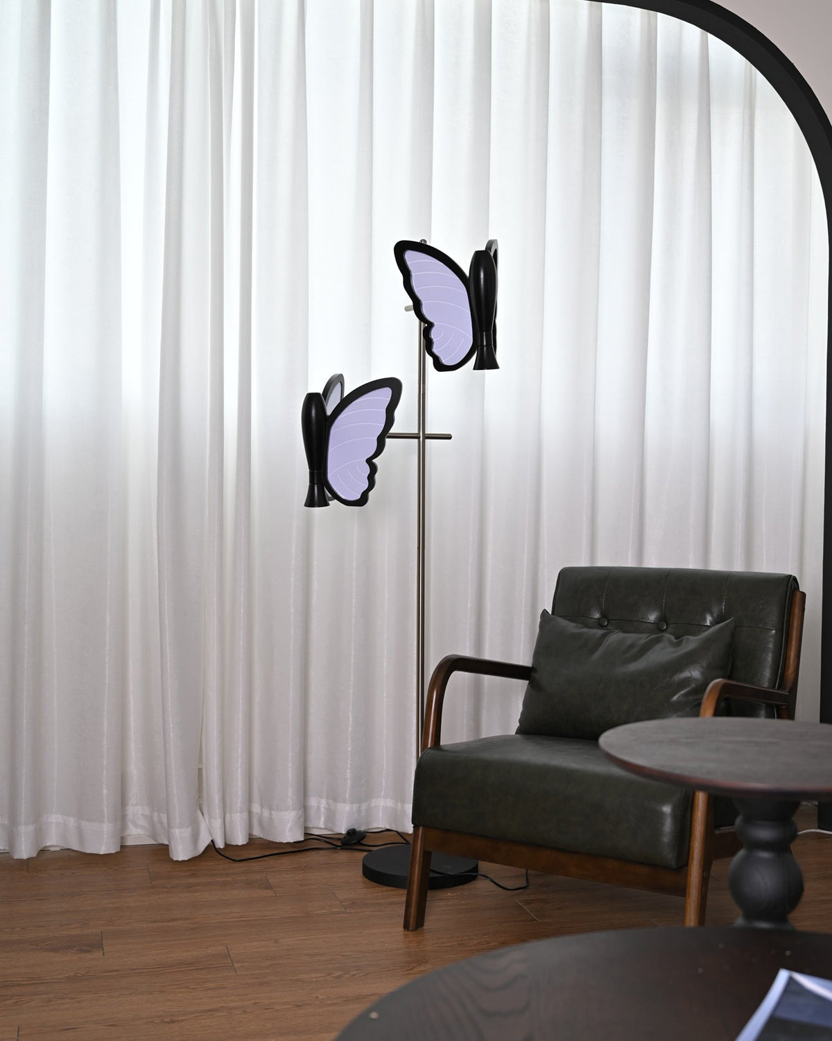 Galileo Butterfly Floor Lamp | Esilora