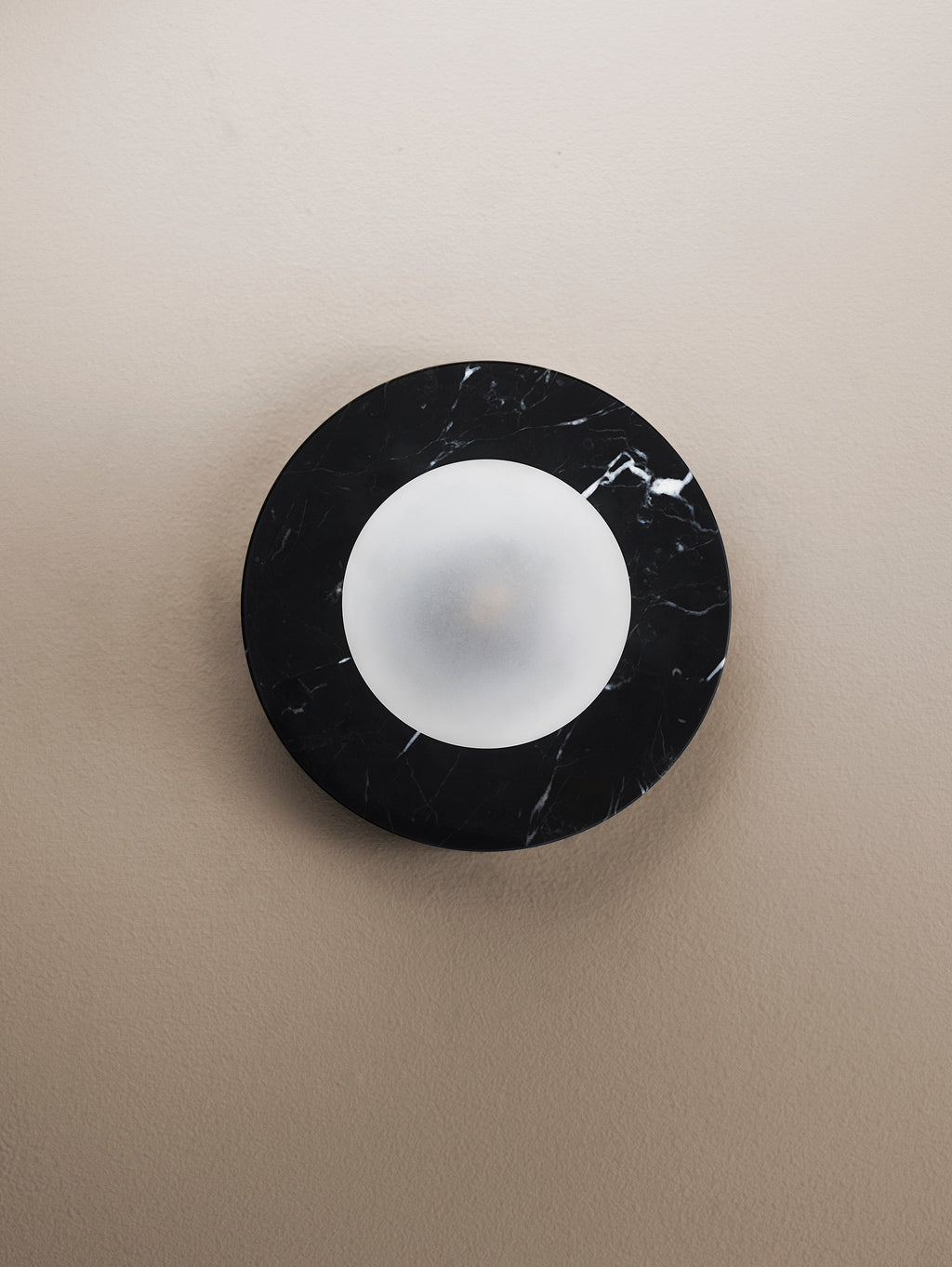 Lucie Flushmount Sconce | Esilora