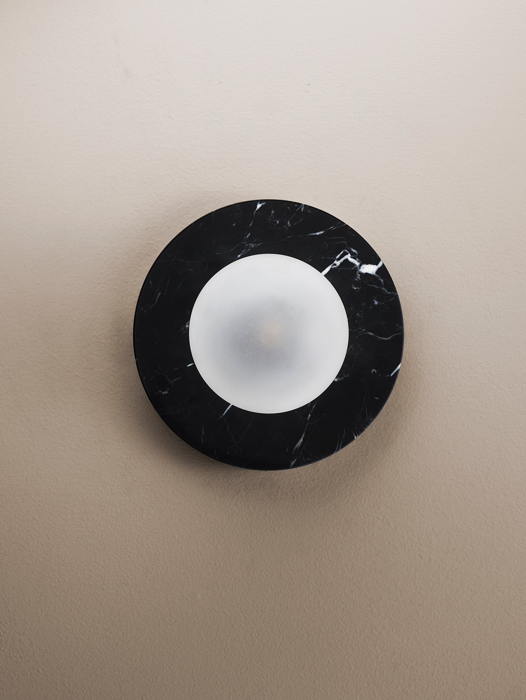Lucie Flushmount Sconce | Esilora