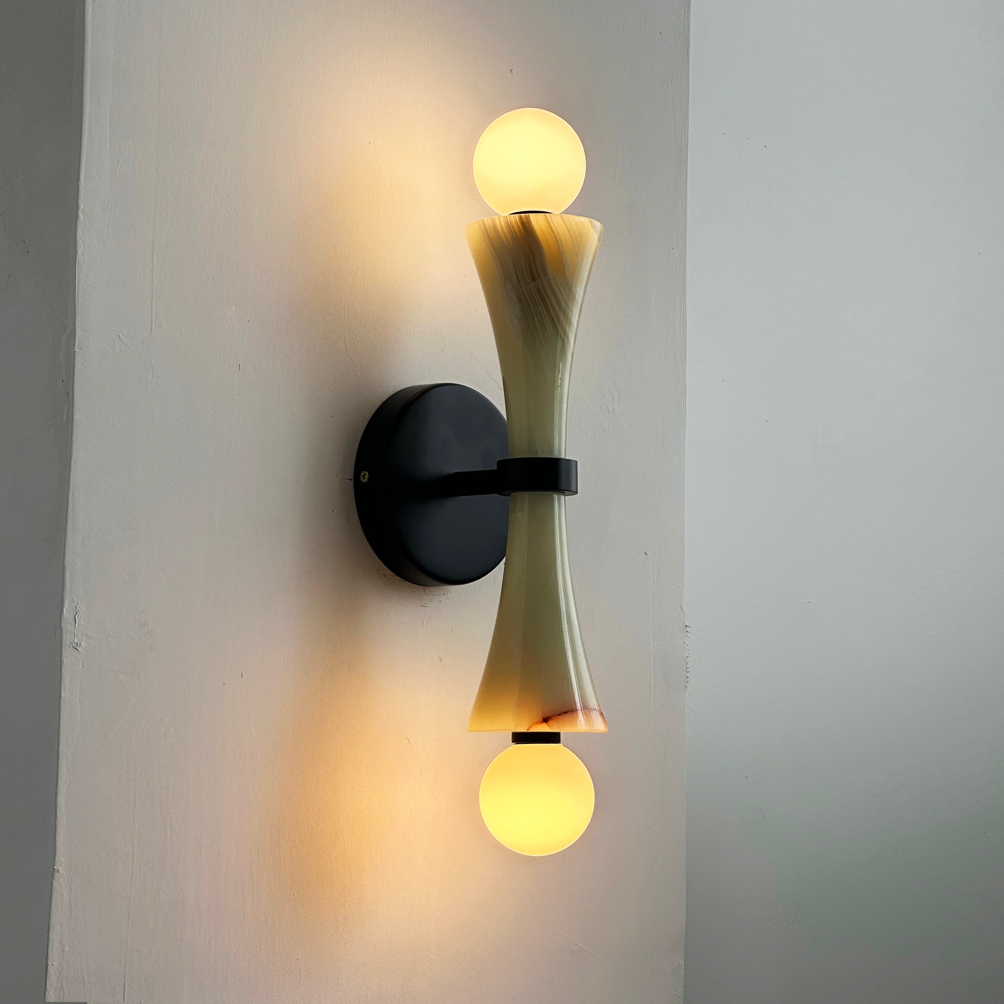 Moderne lineare Wandleuchte – Minimalistische LED-Leuchte für Schlafzimmer Wohnzimmer Flur | Esilora