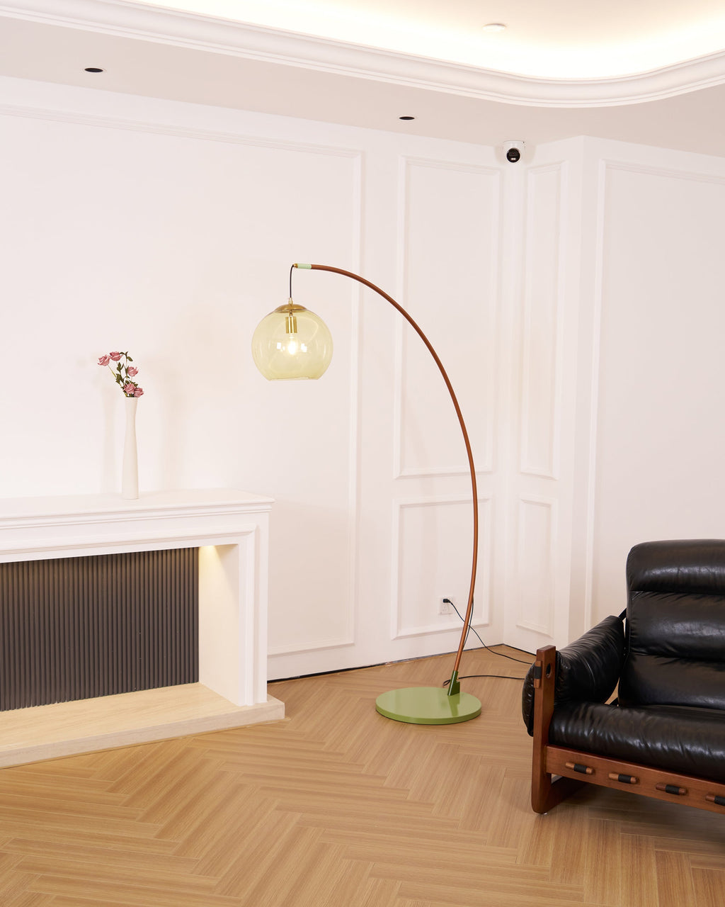 Joni Arc Floor Lamp | Esilora
