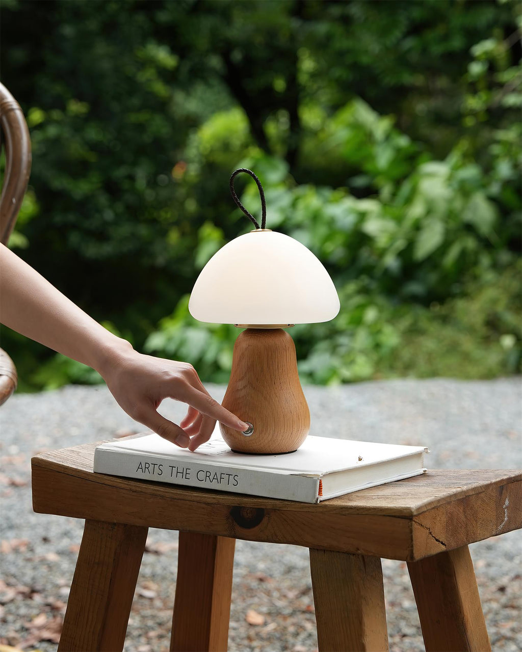 Nubia Table Lamp | Esilora