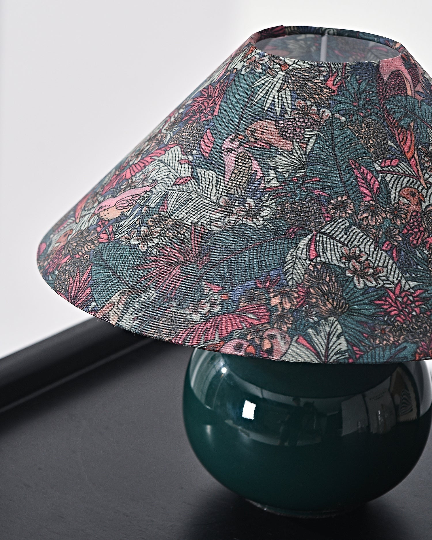Kalinda Table Lamp | Esilora
