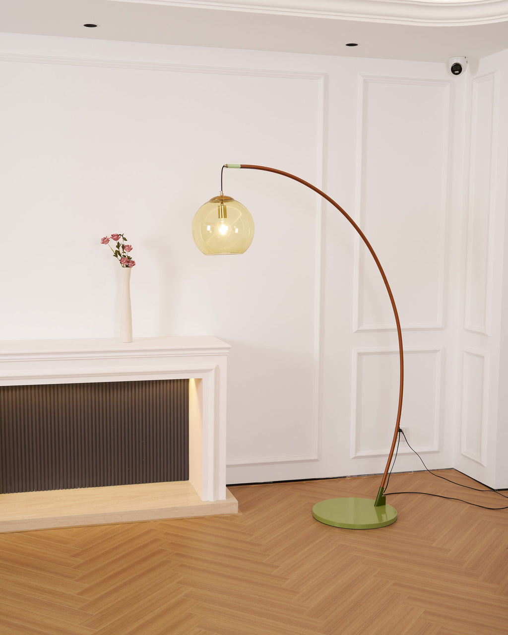 Joni Arc Floor Lamp | Esilora