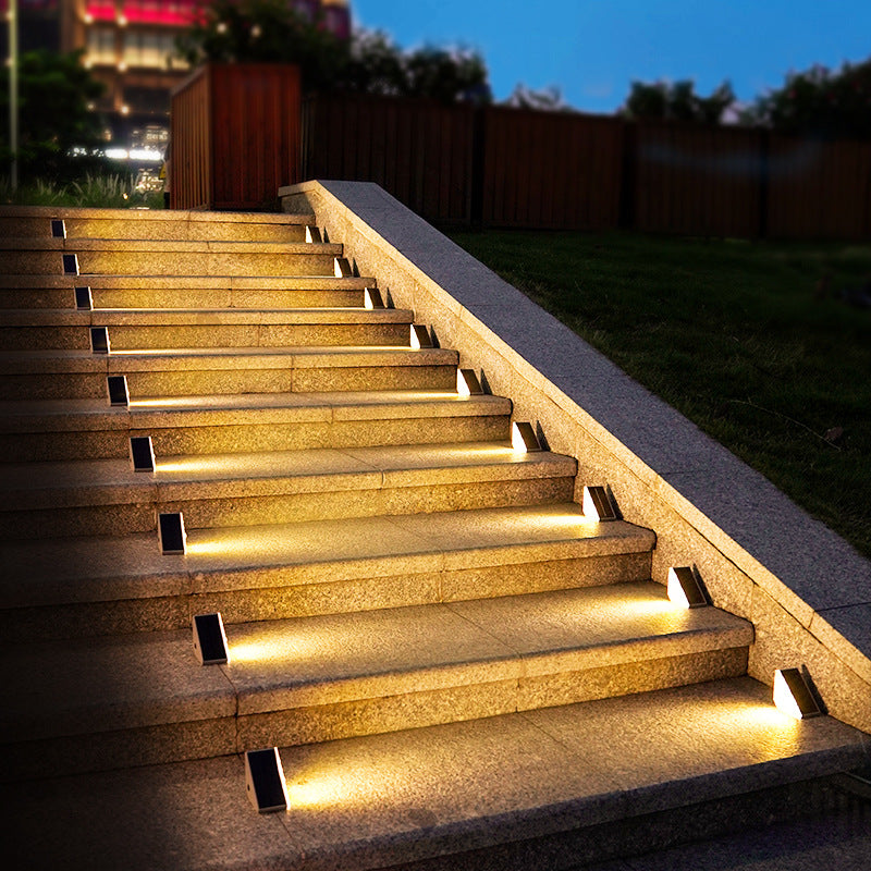 Outdoor Solar Stair Lights – Warm White LED Illumination, Pack of 4 or 10 - Esilora