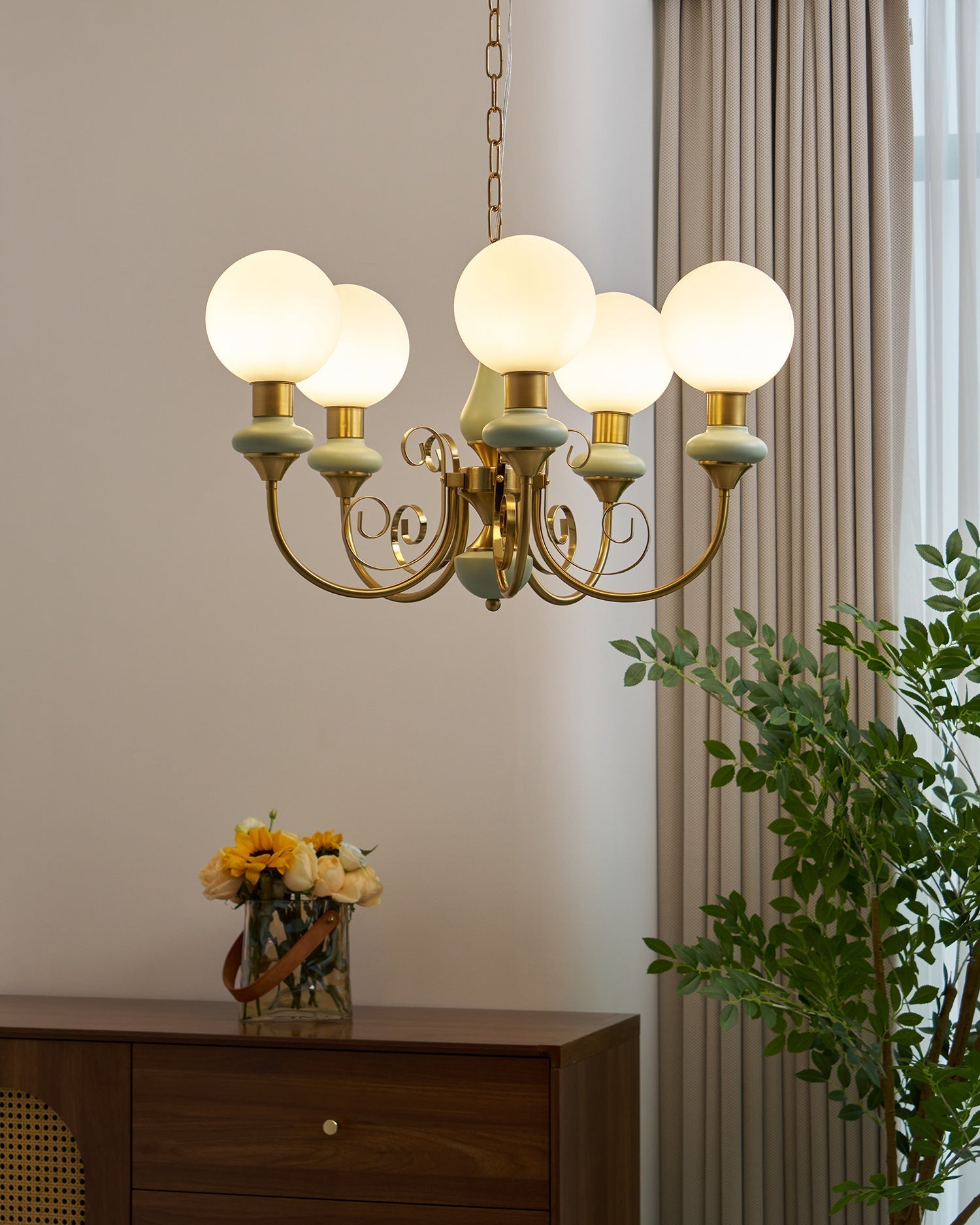 Onyx Chandelier | Esilora